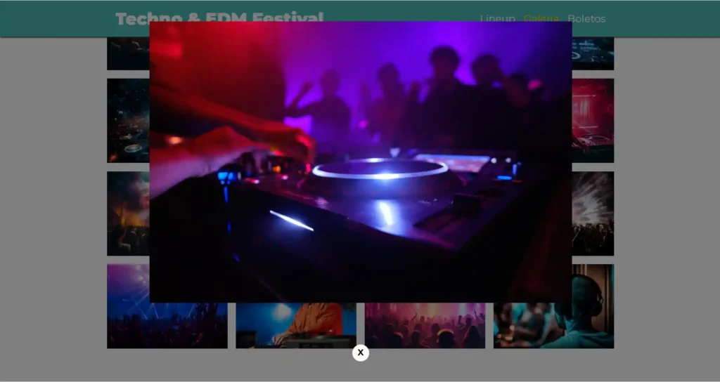 Experiencia visual inmersiva integrada en la landing page para aumentar el engagement del usuario.